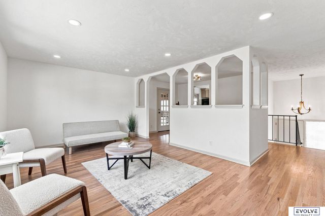 1418 Fairfax Road, Bellevue, NE 68005