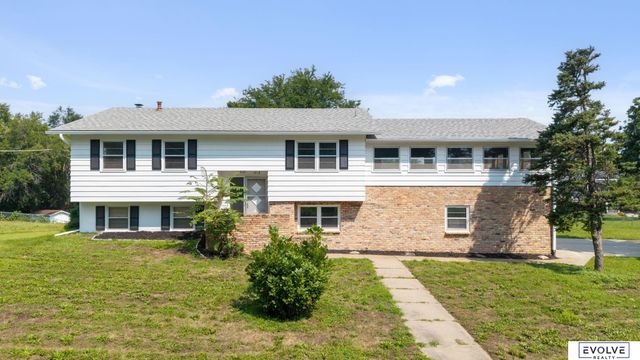 1418 Fairfax Road, Bellevue, NE 68005