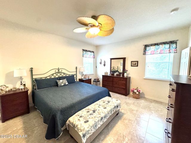 525 Champion Ridge Drive, Daytona Beach, FL 32124