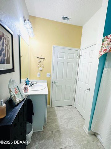 525 Champion Ridge Drive, Daytona Beach, FL 32124