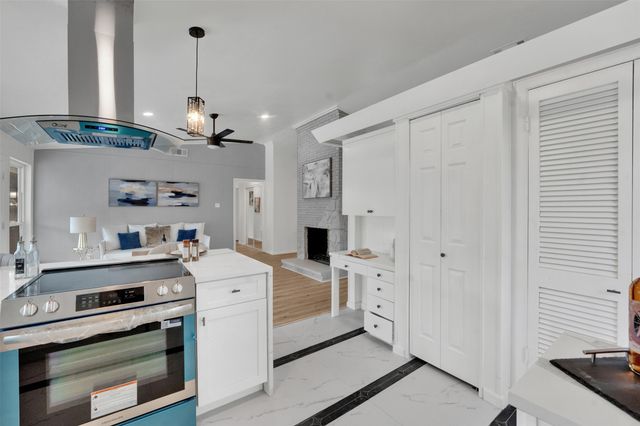 1110 Coronet Street, Irving, TX 75062