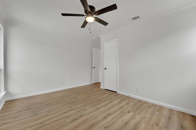 1110 Coronet Street, Irving, TX 75062