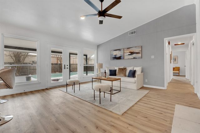 1110 Coronet Street, Irving, TX 75062