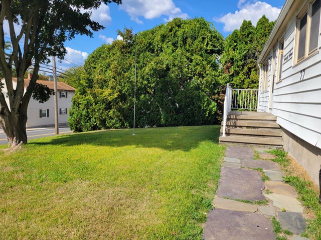 77 South Main Street, Seymour, CT 06483