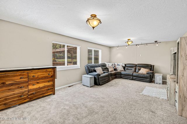 18341 W Highway 53, Rathdrum, ID 83858