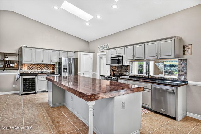 18341 W Highway 53, Rathdrum, ID 83858