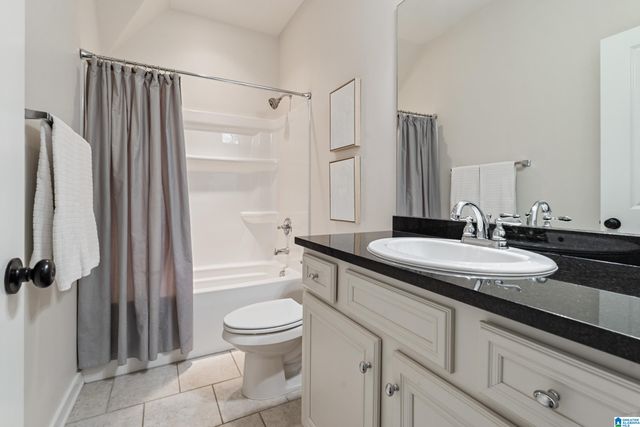 4318 ABBOTTS WAY, Hoover, AL 35226