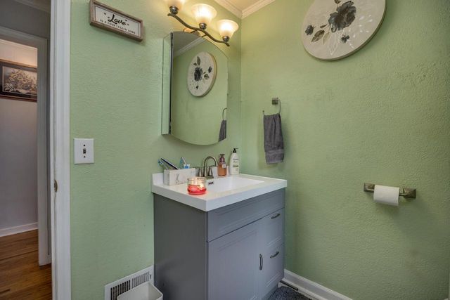 1608 East Road 1, Edgerton, WI 53534