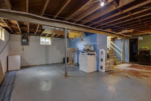 1608 East Road 1, Edgerton, WI 53534