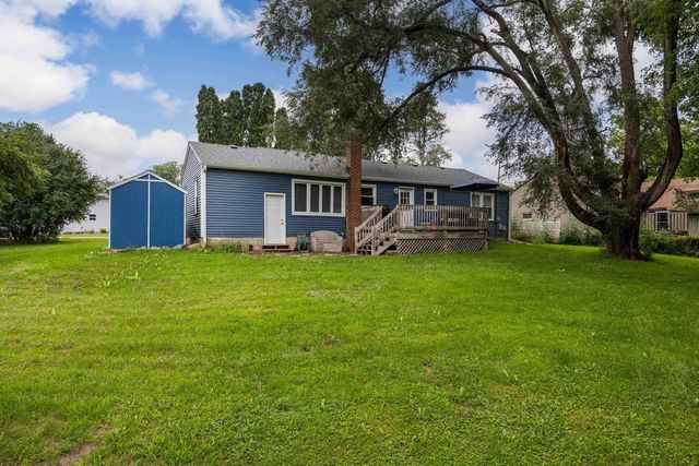 1608 East Road 1, Edgerton, WI 53534