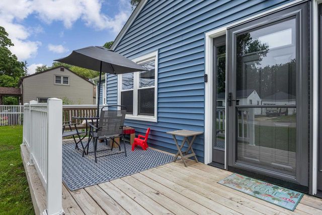 1608 East Road 1, Edgerton, WI 53534