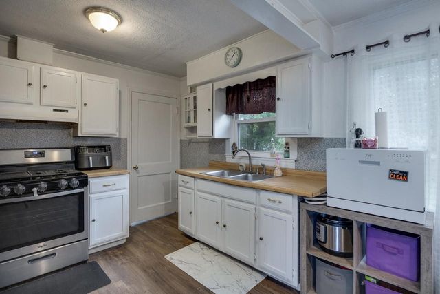 1608 East Road 1, Edgerton, WI 53534