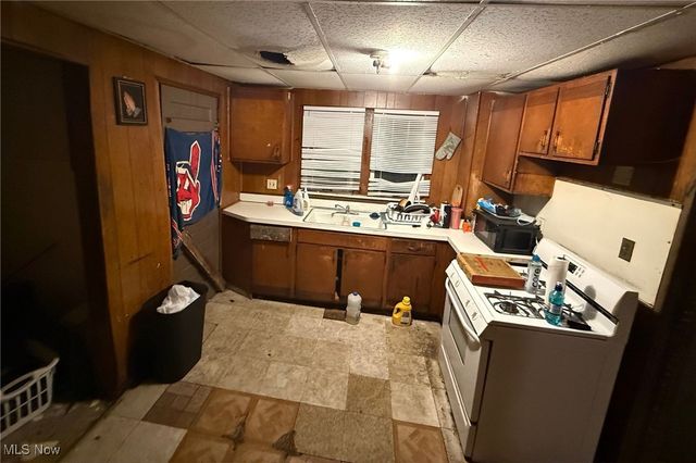 3419 Hillman Street, Youngstown, OH 44507