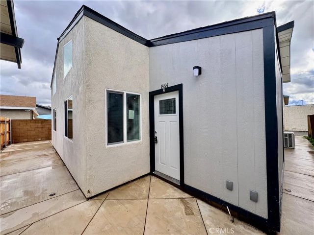1464 3rd Street 2, La Verne, CA 91750