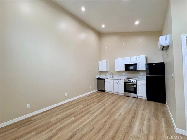 1464 3rd Street 2, La Verne, CA 91750