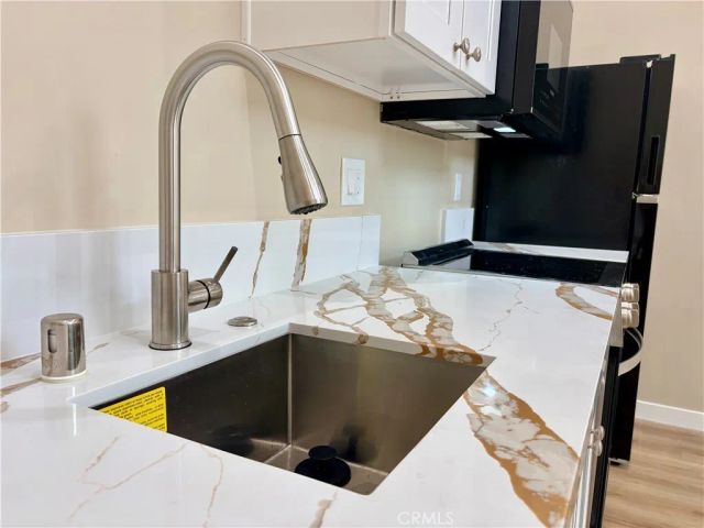 1464 3rd Street 2, La Verne, CA 91750