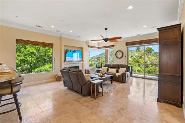 2815 Rock Wren Lane, Avila Beach, CA 93424