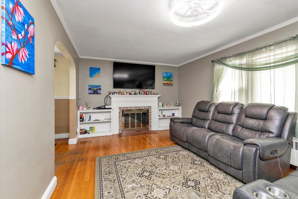 1 Windsor Place, Lynbrook, NY 11563 — photo 3