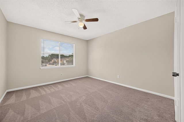 7700 Creekbend Drive 49, Houston, TX 77071