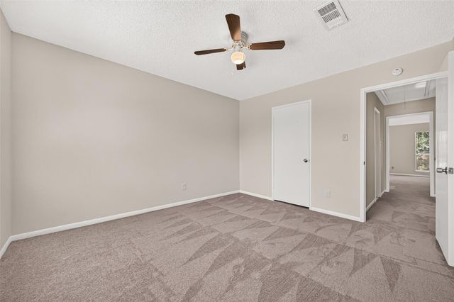 7700 Creekbend Drive 49, Houston, TX 77071