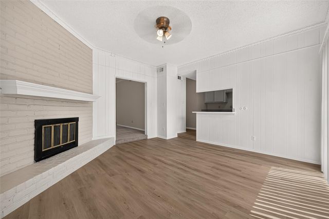7700 Creekbend Drive 49, Houston, TX 77071