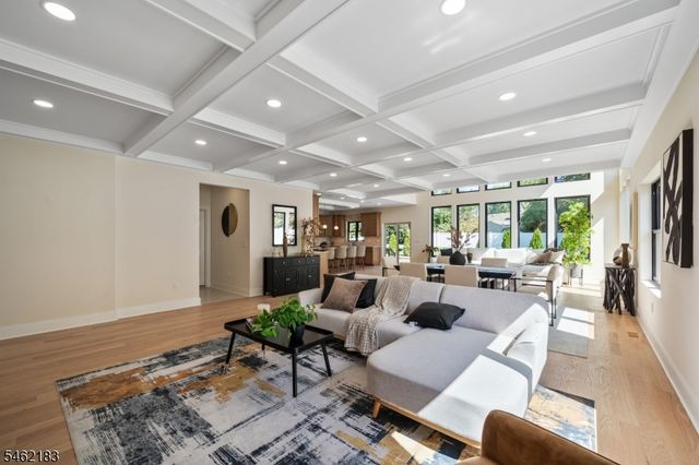 756 Allwood Rd, Clifton City, NJ 07012