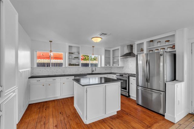 403 Graceland Street, Houston, TX 77009