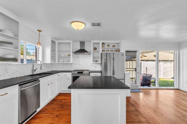 403 Graceland Street, Houston, TX 77009