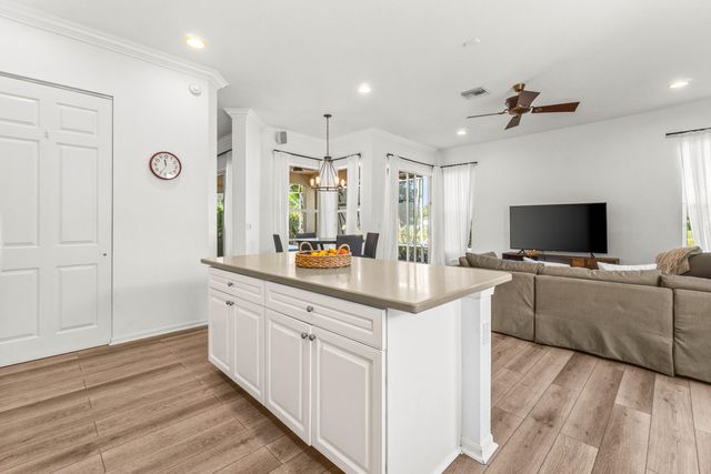 4621 Windward Cove Lane, Wellington, FL 33449