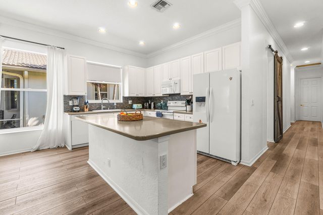 4621 Windward Cove Lane, Wellington, FL 33449