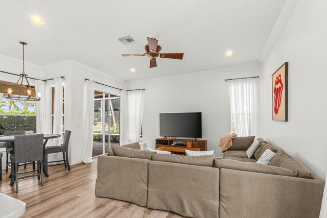 4621 Windward Cove Lane, Wellington, FL 33449