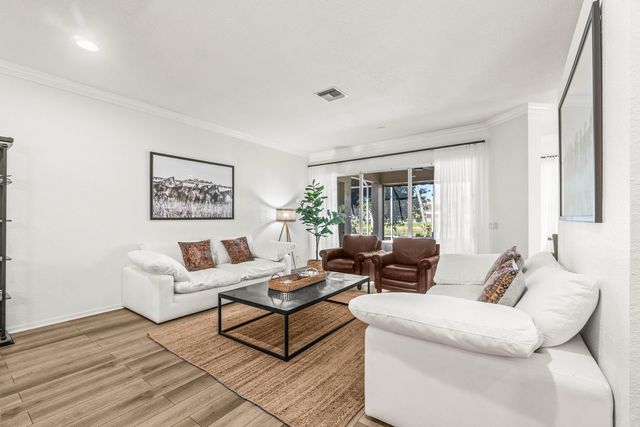 4621 Windward Cove Lane, Wellington, FL 33449