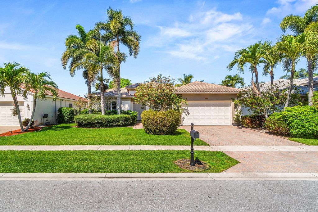 4621 Windward Cove Lane, Wellington, FL 33449
