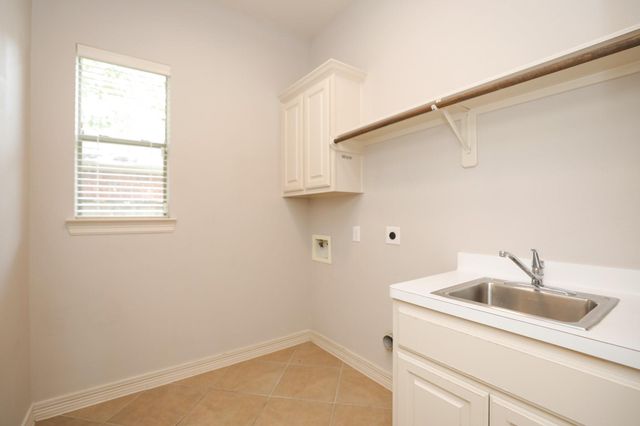 8602 Two Sisters Court, Missouri City, TX 77459