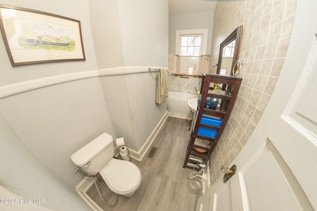 707 W 4th Street, Greenville, NC 27834