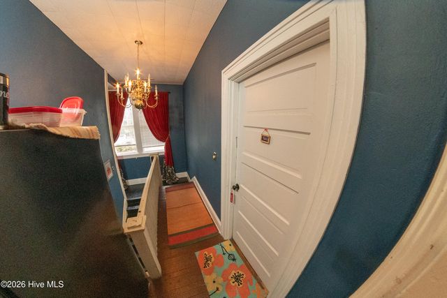 707 W 4th Street, Greenville, NC 27834