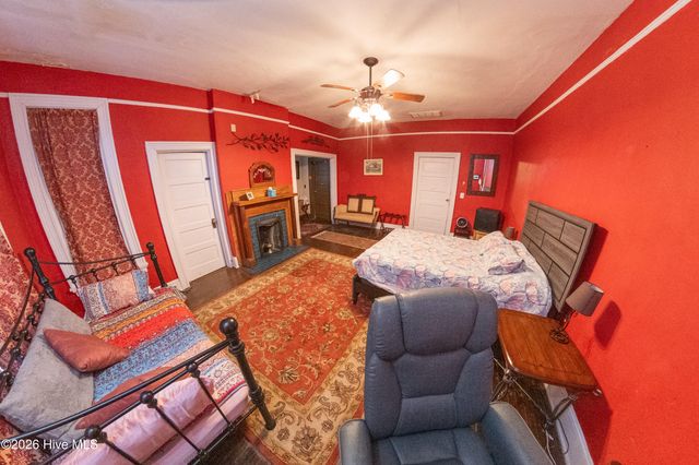 707 W 4th Street, Greenville, NC 27834