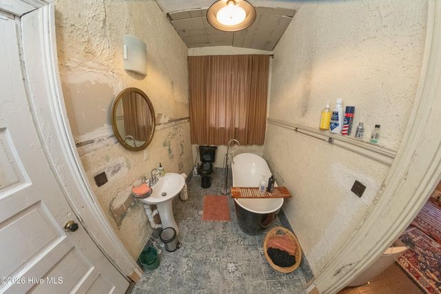 707 W 4th Street, Greenville, NC 27834