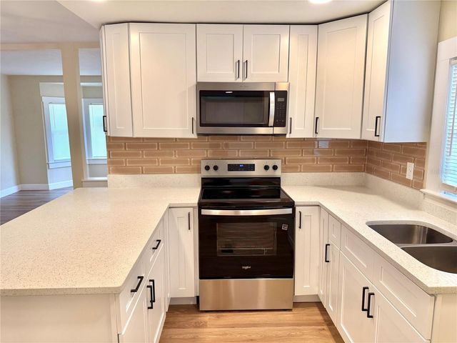 1903 E OSBORNE AVENUE, Tampa, FL 33610