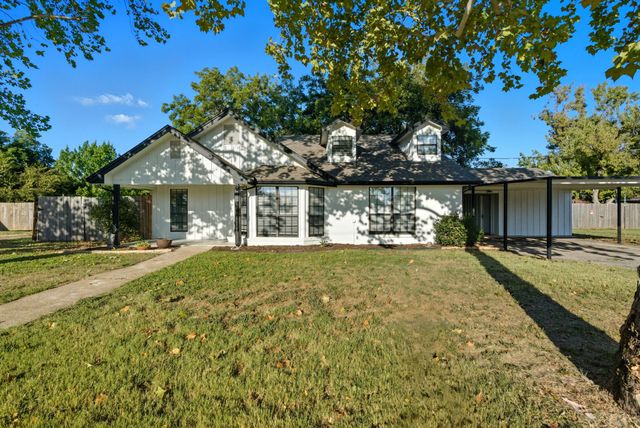 305 Gandy Street, Lipan, TX 76462