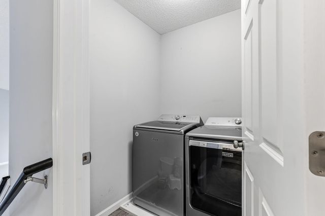 925 Highview Loop SE, Pine City, MN 55063