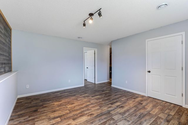 925 Highview Loop SE, Pine City, MN 55063