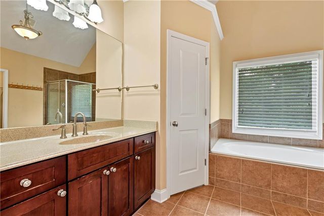 2631 Village Chase Drive, Duluth, GA 30096