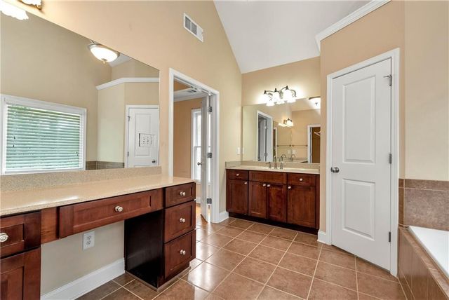 2631 Village Chase Drive, Duluth, GA 30096