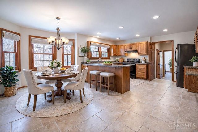 7350 Tepperwood Drive, West Chester, OH 45069