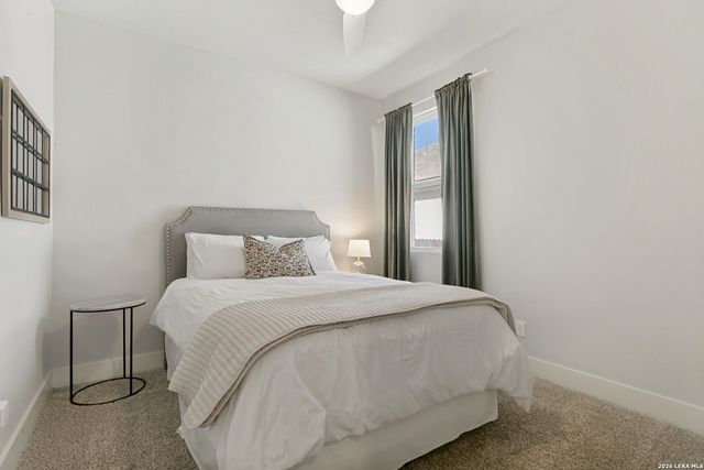 7350 Walkers Loop, Live Oak, TX 78233