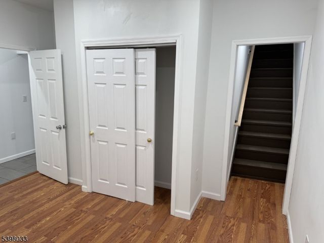 624 Alpha St, Alpha Boro, NJ 08865