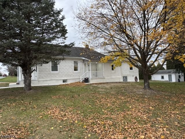 624 Alpha St, Alpha Boro, NJ 08865