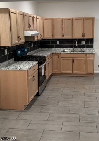 624 Alpha St, Alpha Boro, NJ 08865