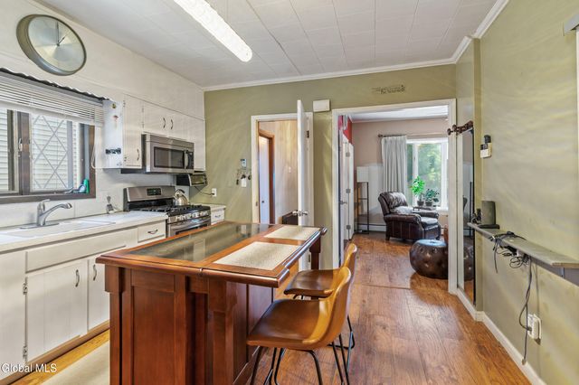 615-617 Seneca Street, Schenectady, NY 12308